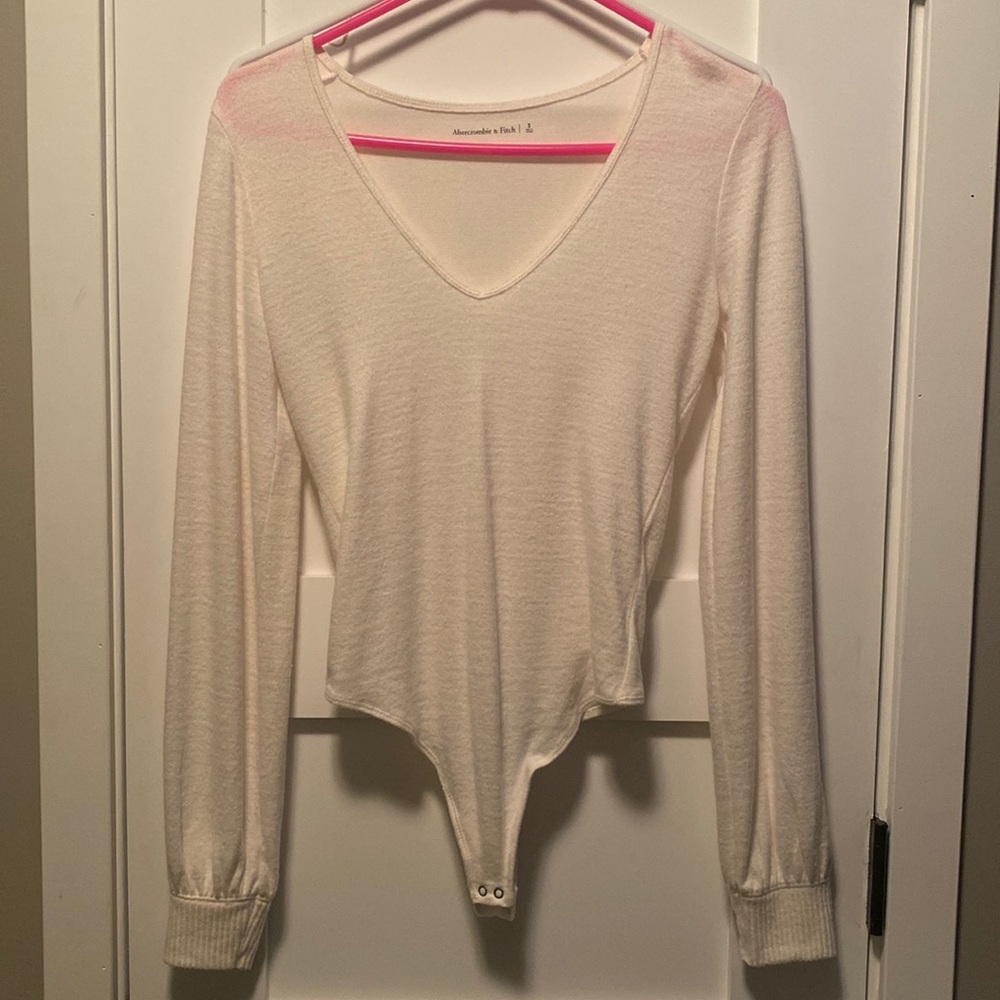 Abercrombie Long Sleeve V-Neck Bodysuit- Size S